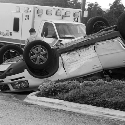car accidents picture A black and white image of a phone.